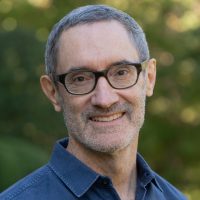 Noah Barkin_Headshot