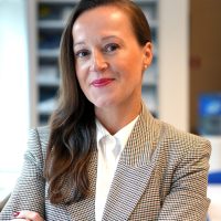 Zsuzsa Anna Ferenczy_Headshot