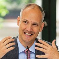 M&aacute;rton_Ugr&oacute;sdy