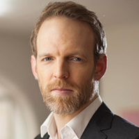 Oliver Della Costa Stuenkel