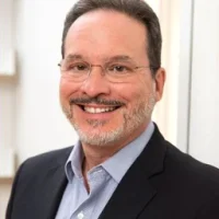 1727696473_Michael-Green